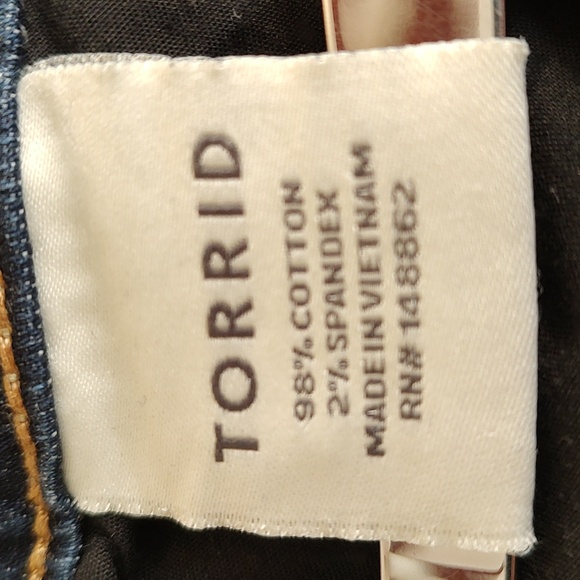 Torrid Jean Shorts - Picture 4 of 4